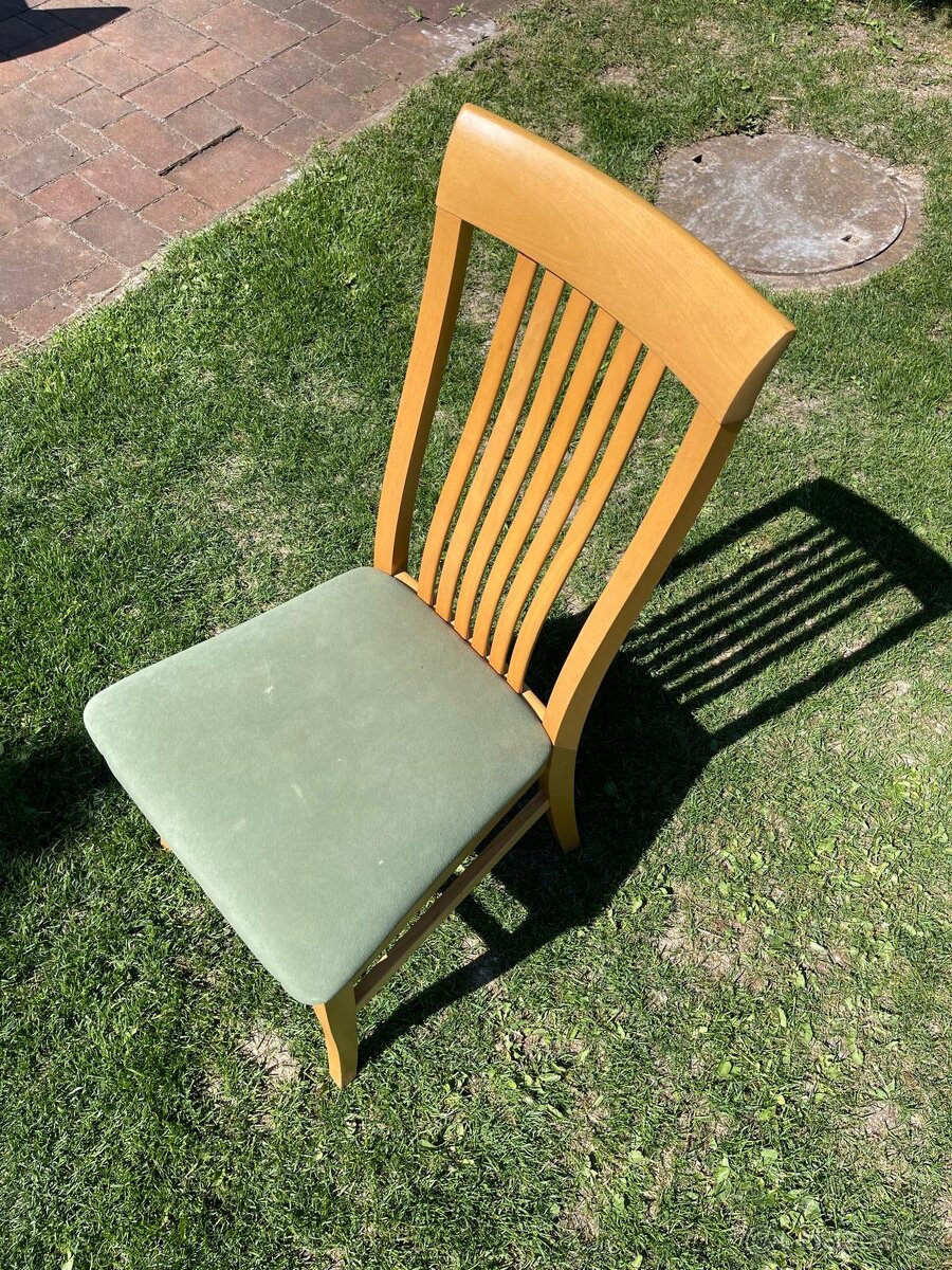 Kuchyňské židle + rozkládací stůl