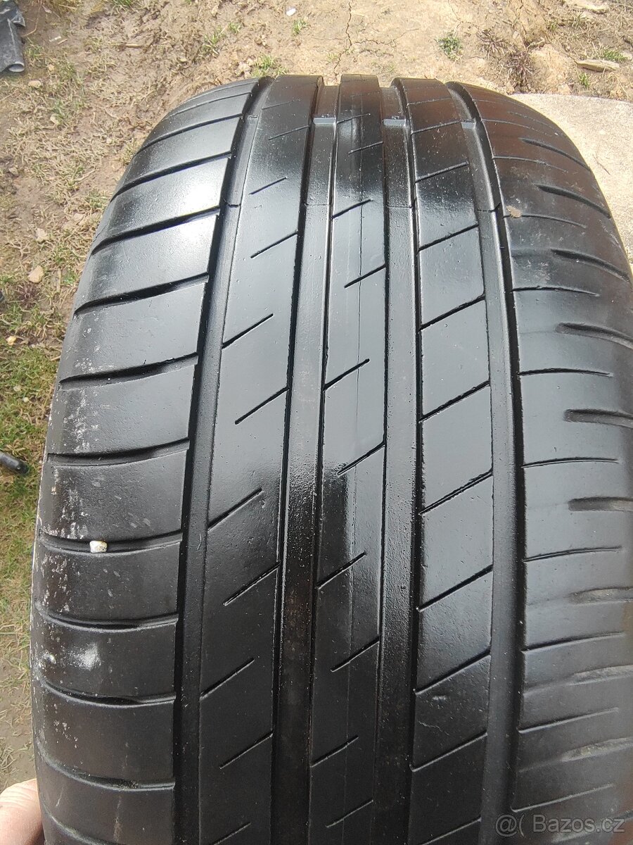 Goodyear Efficientgrip performance 225/50 r17