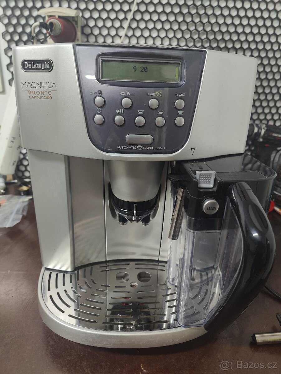 Automatický kávovar DeLonghi ESAM 4500