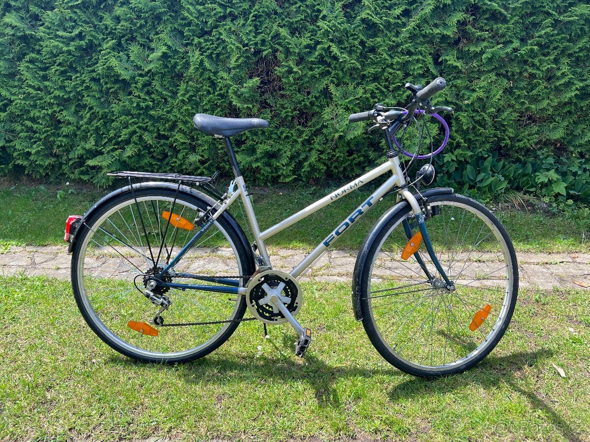 Dámské trekingové kolo Fort Norma