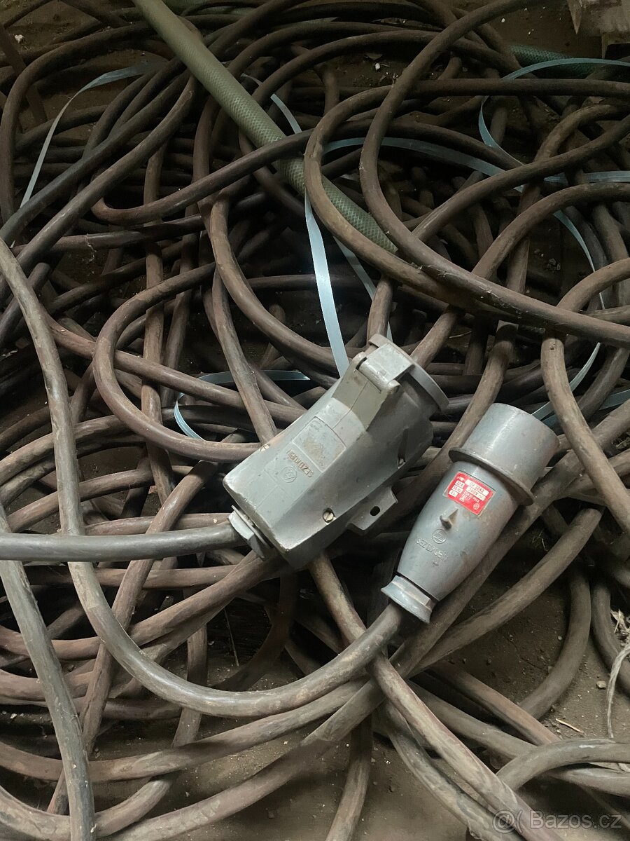 Prodlužovací kabel