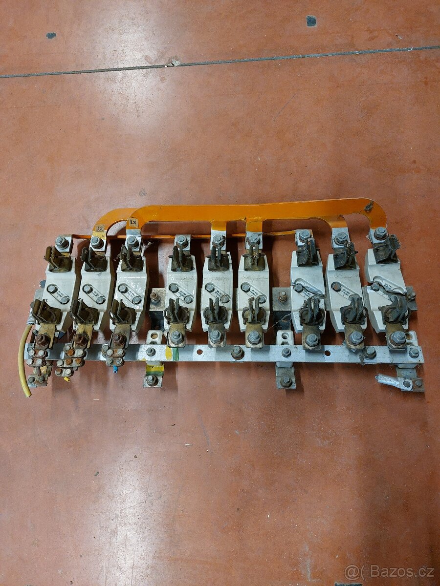 Silnoproudá rozbočnice do rozvaděče