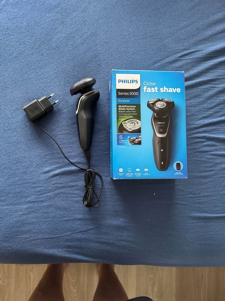 Holici strojek philips