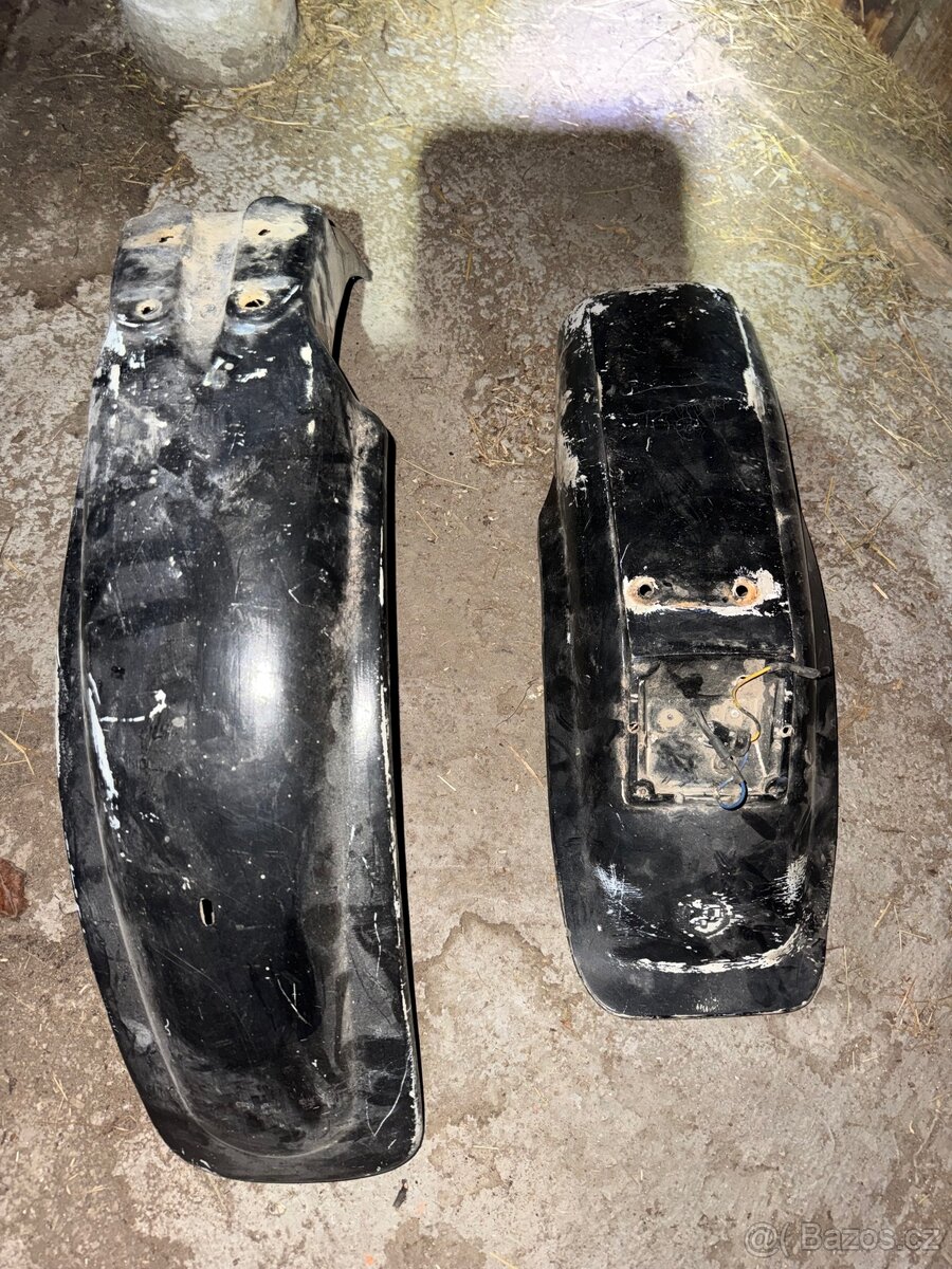 Blatníky Yamaha XT 600