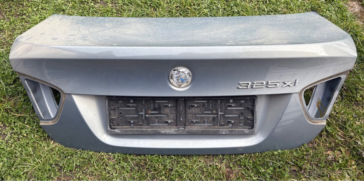 Páté dveře BMW E90