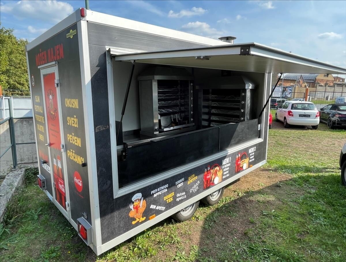 Food truck gril na kuře pojizdna prodejna