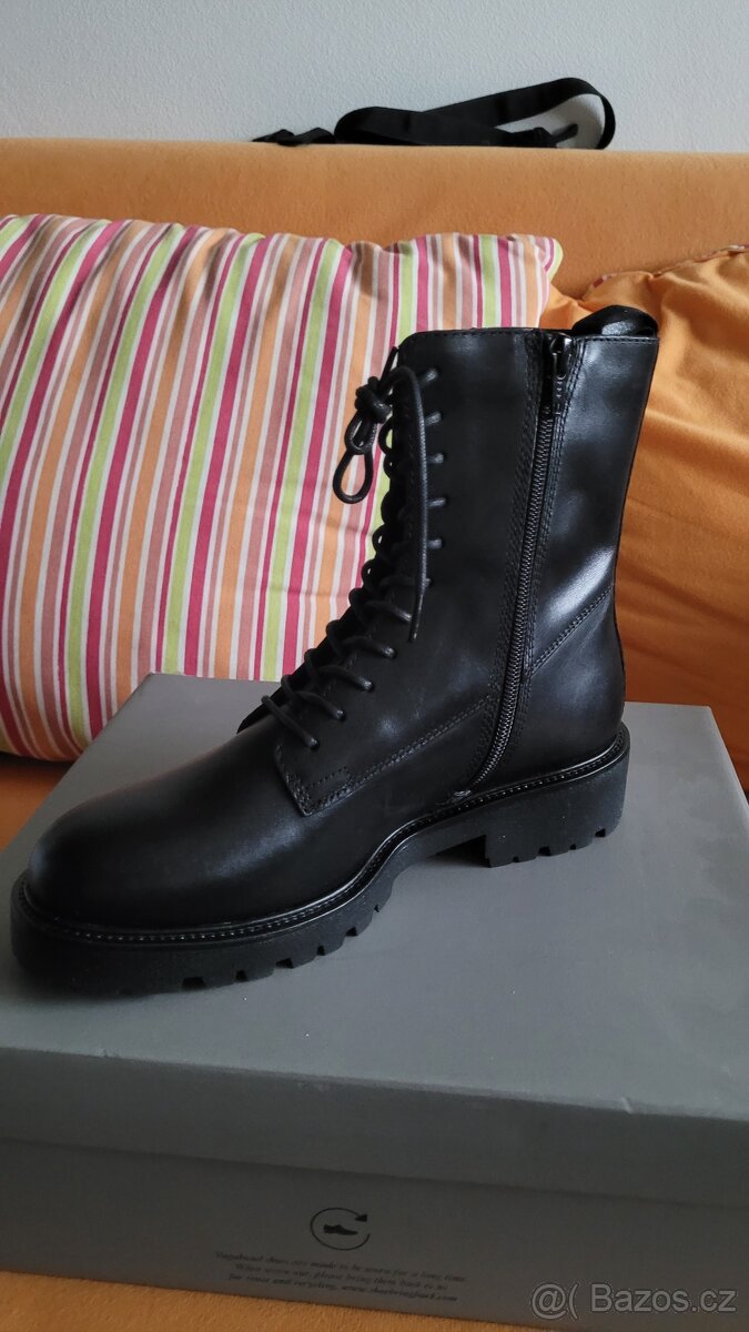 Cerne vysoke boty Vagabond Kenova 38
