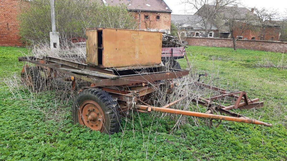 autopřívěs