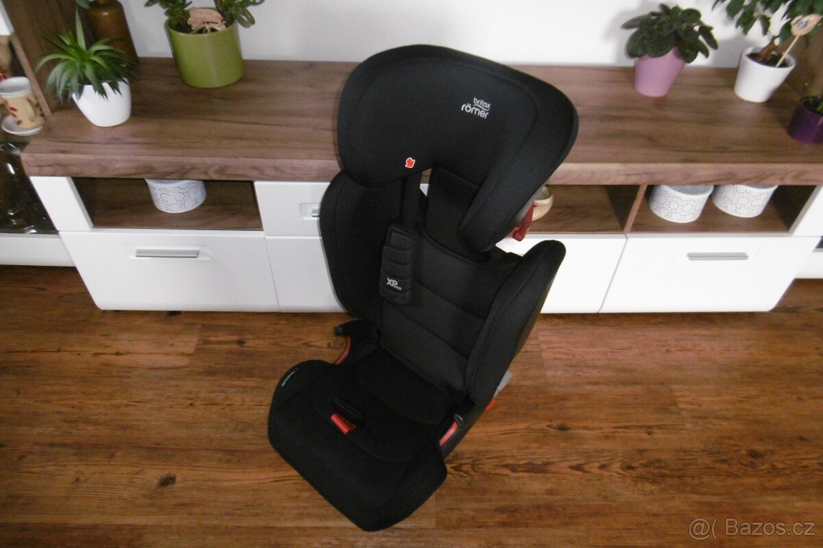 AUTOSEDAČKA ROMER BRITAX KIDFIX Z-line BR 15-36kg.