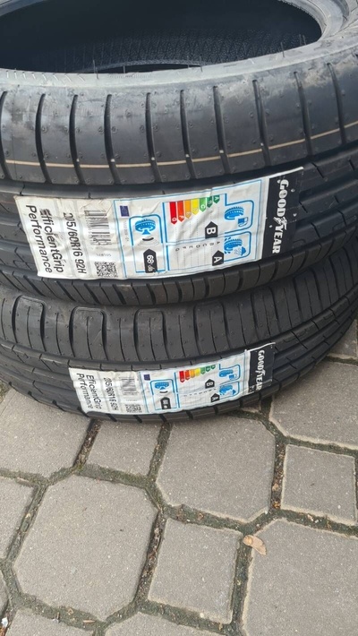 letní Goodyear 205/60/16 (319)