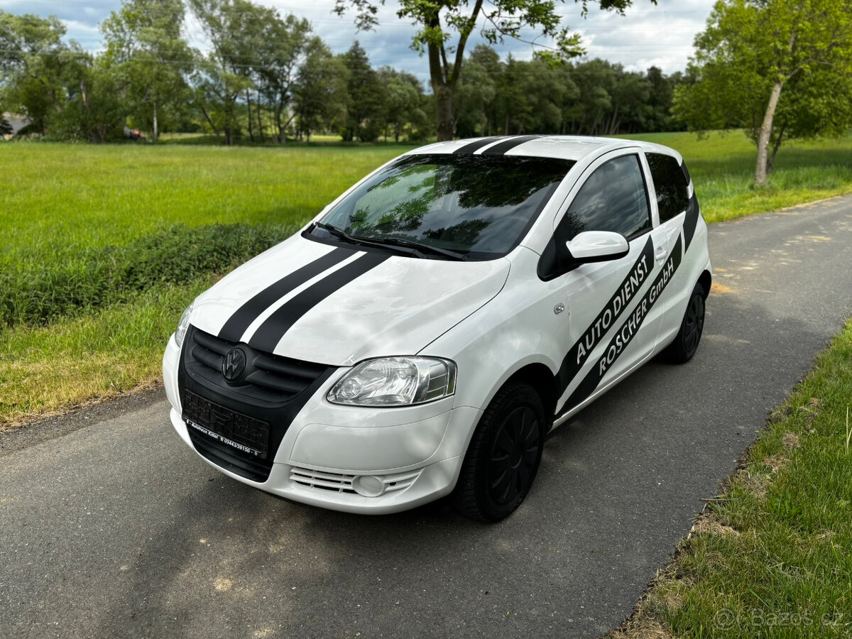 Volkswagen Fox 1.2i 40kW, RV 2010, Servo, Nová STK