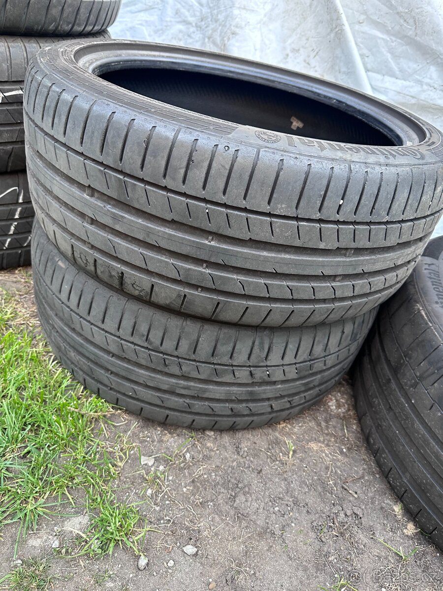 2ks letních pneu 225/40 R18 - Continental
