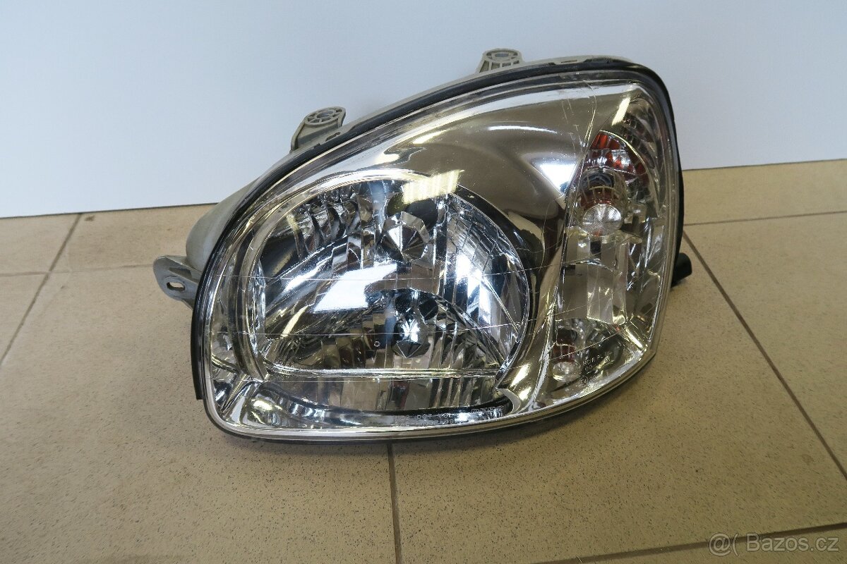 Přední světla Hyundai Santa Fe