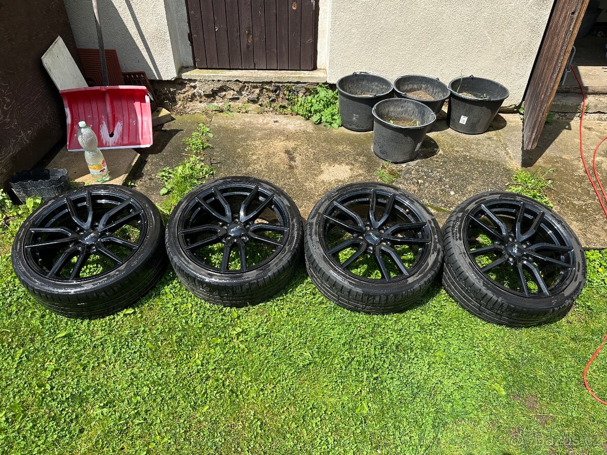 Alu kola 5x112 R18 Platin P92 FullBlack ET45