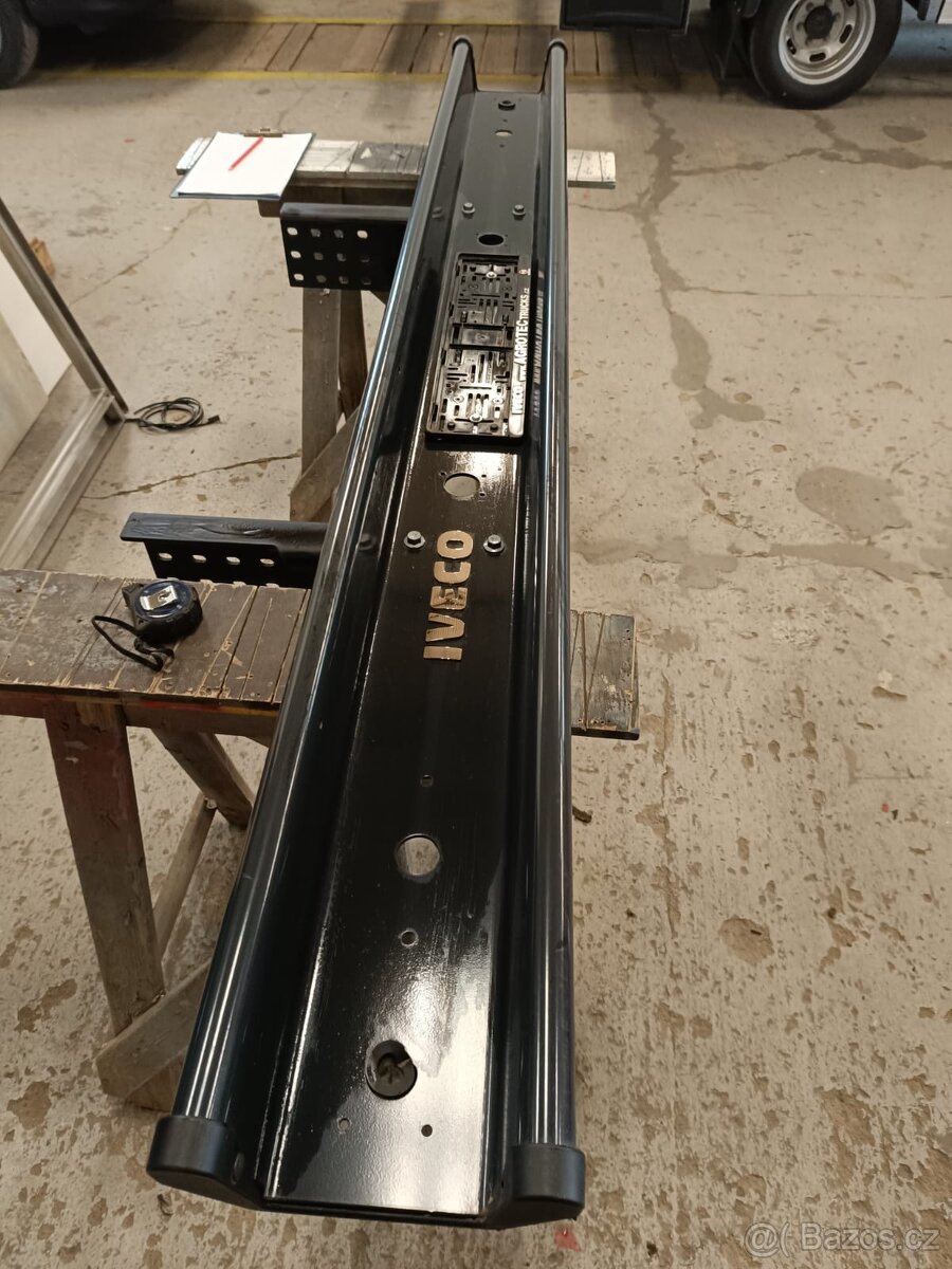 Zadní nárazník originál Iveco 2290mm