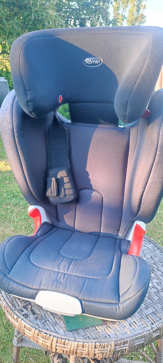 Autosedačka Römer Kidfix SICT