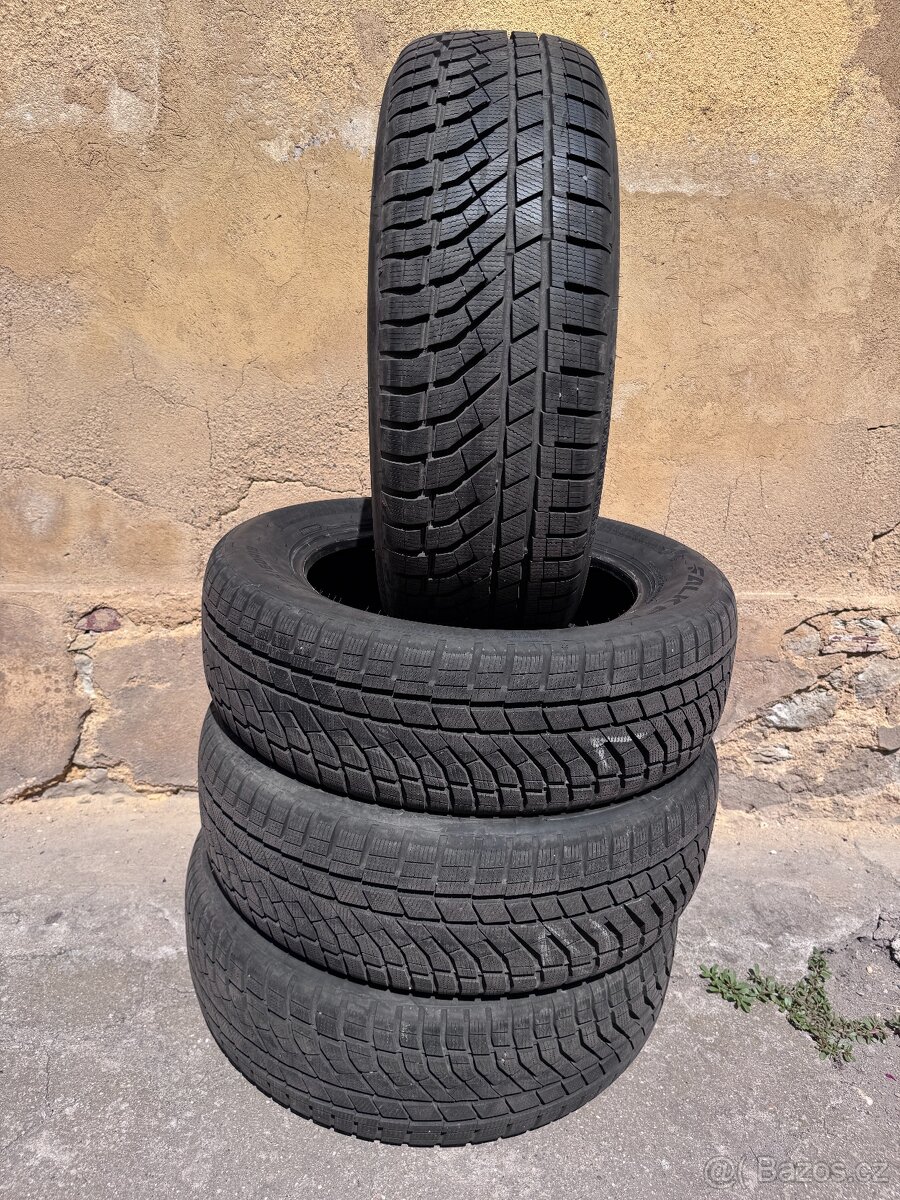 Zimní pneu - 235/60R19 107V XL - Falken Eurowinter HS02 PRO