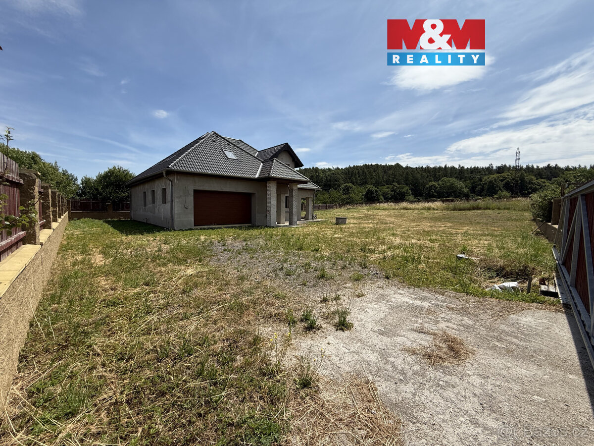 Prodej rodinného domu, 253 m², Dubno