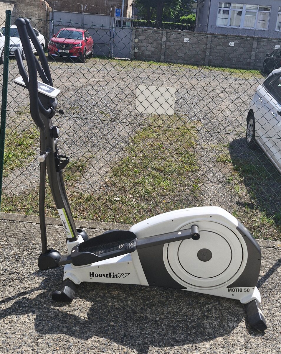 Prodám eliptical Housefit Motio 50