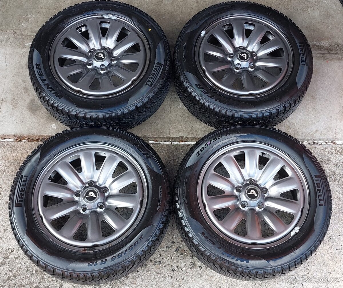 Komp.sadaZim.hybr.16"-Octavia III.s pn.PIRELLI Cintur.Wint.