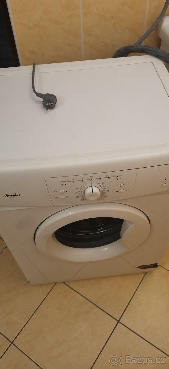 Pračka whirpool