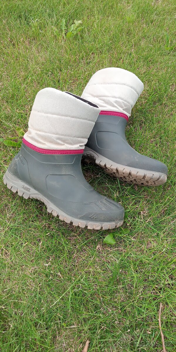 Sněhule QUECHUA SH 100, vel. 38/39(EU)