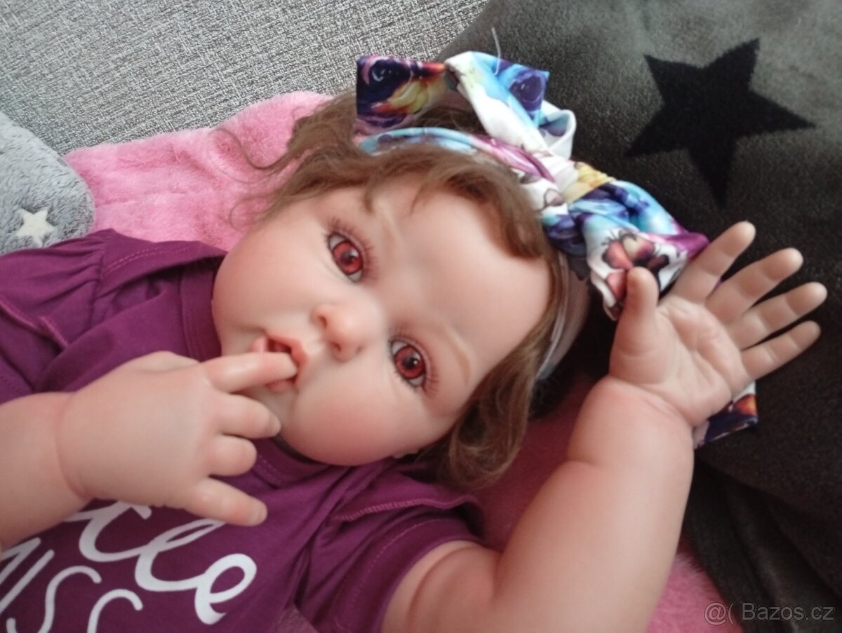 Realistická Reborn panenka batole 65 cm