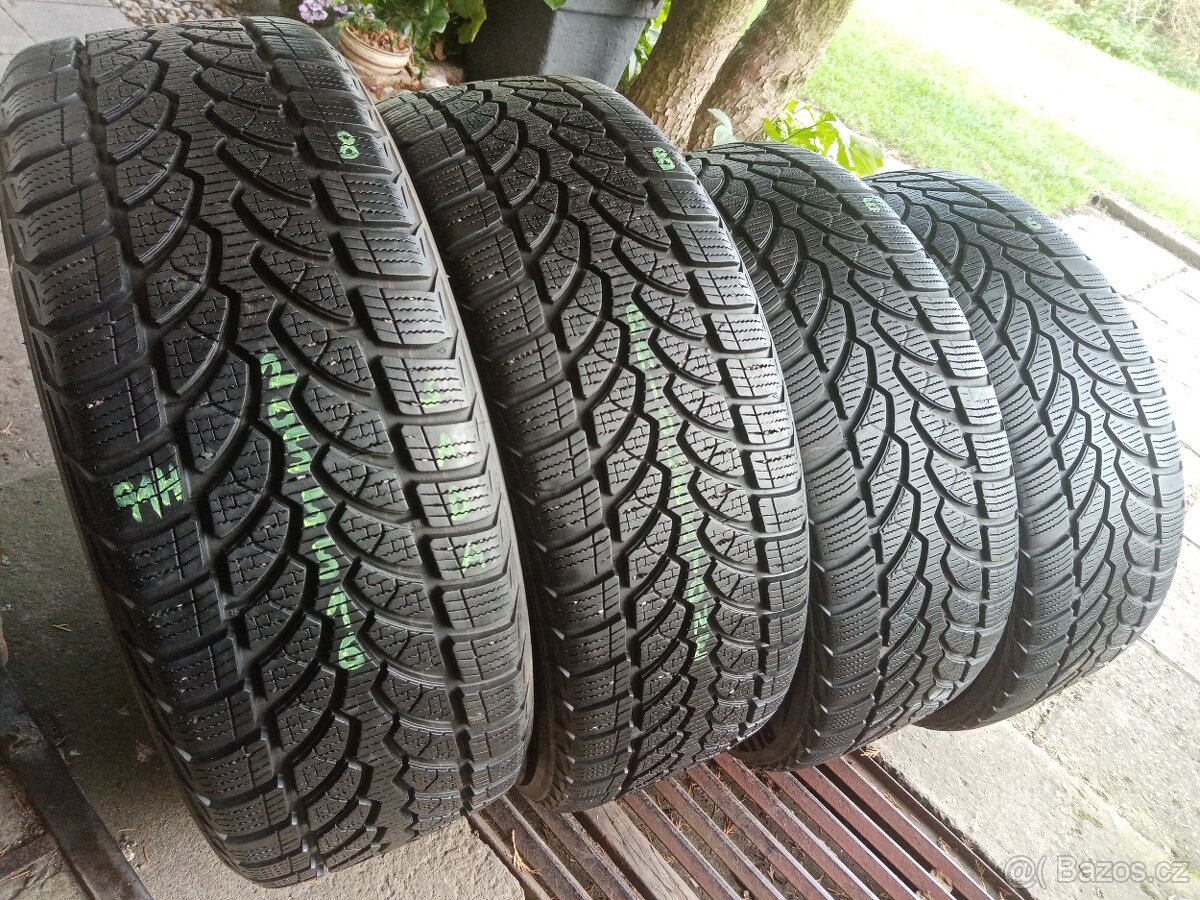 Zimní pneu 4kusy 205/55/16 vzorek 99% BRIDGESTONE - dobírka