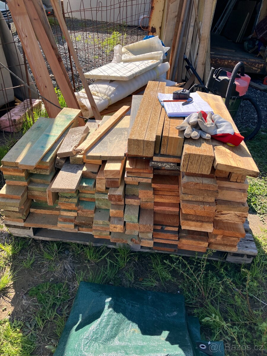 prodám dřevo na topení,na palivo,na třísky,na podpalku