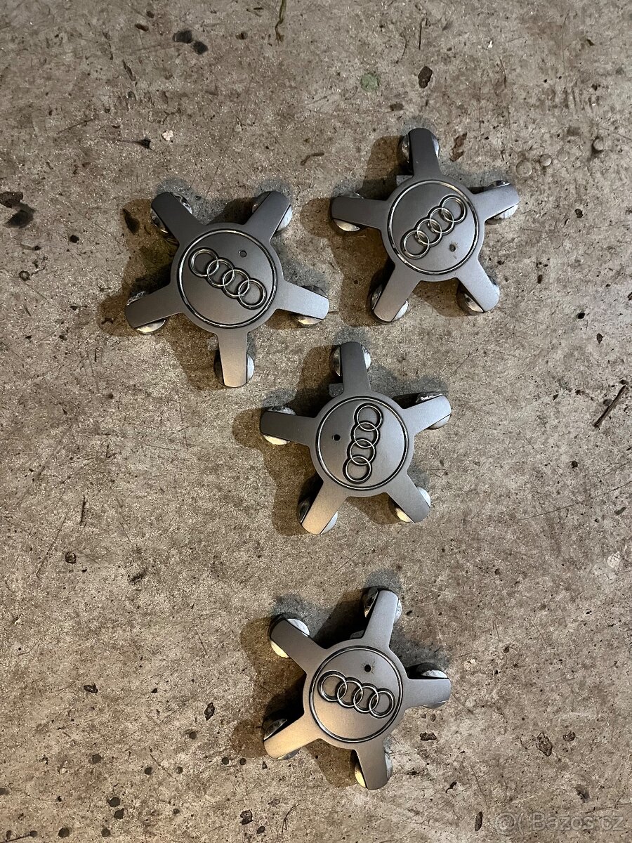 AUDI-originální krytky hliníkových kol