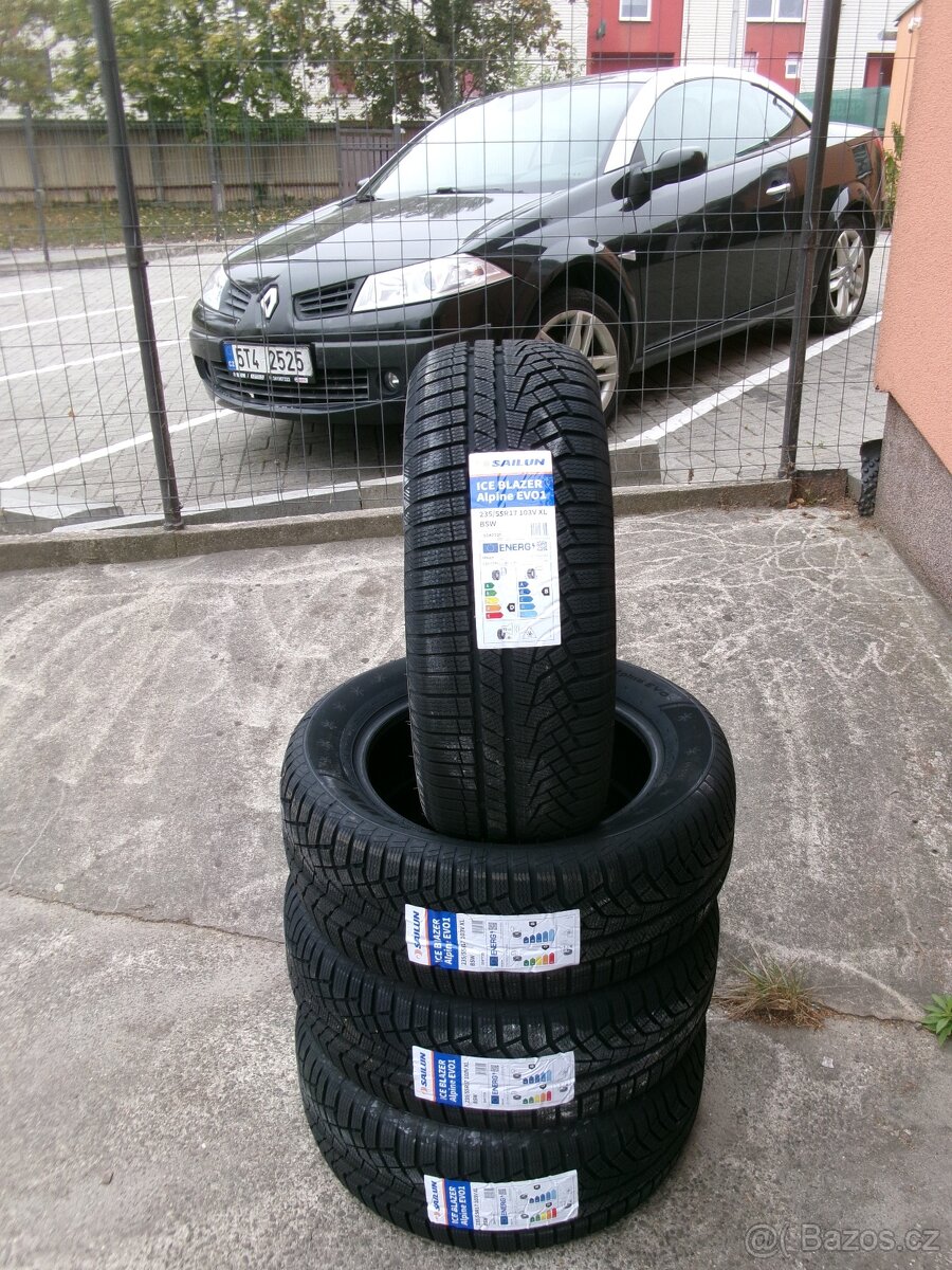 235/55 R17 SAILUN ICE BLAZER ALPINE EVO1