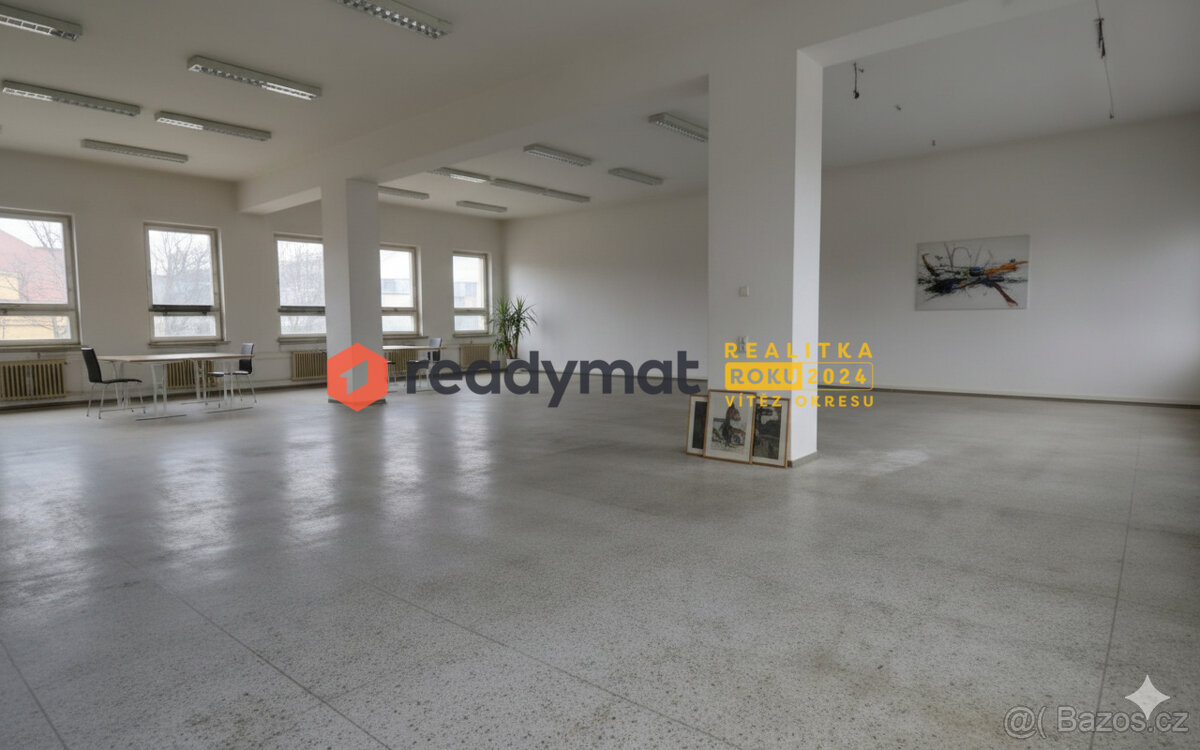 Pronájem vytápěných skladových / výrobních prostor – 190 m2,