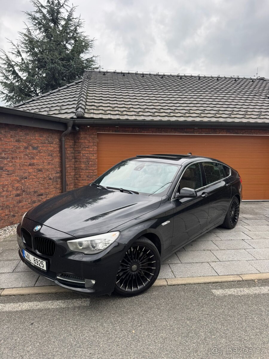BMW 550i GT, V8 M-POWER, originál M - na splátky pro všechny