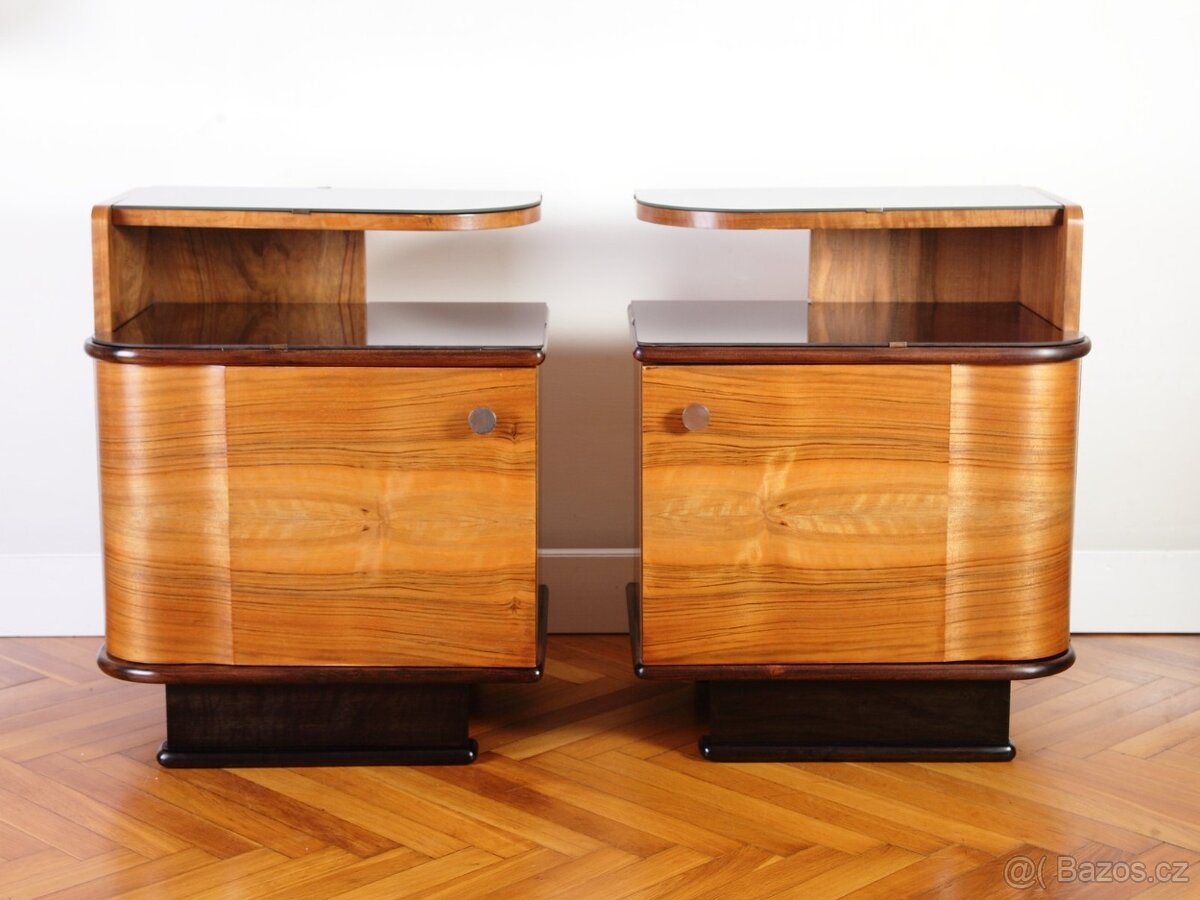 Noční Stolky Ořech Renovace