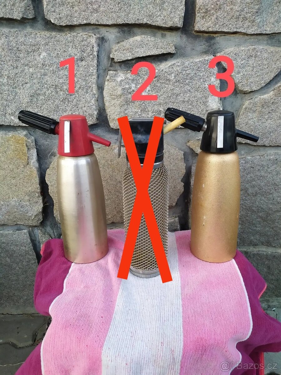 retro šlehačková lahev