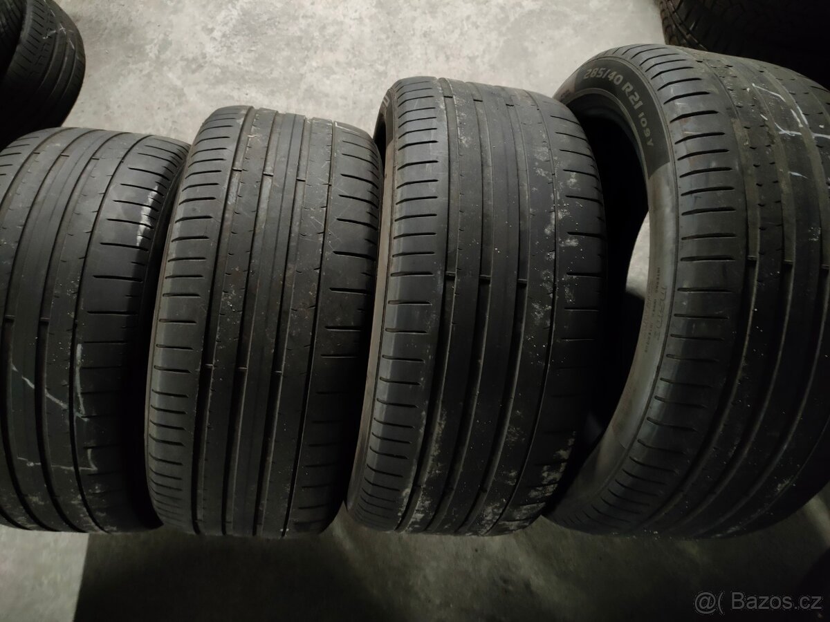 Letní pneu 285/40R21 - 4 KS