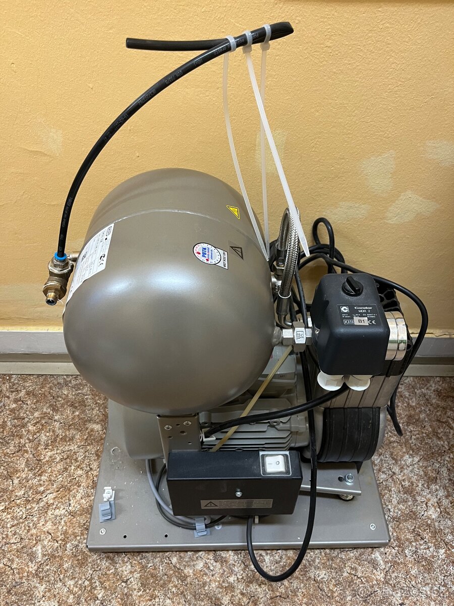 Dentální kompresor Ekom DK 50-10z