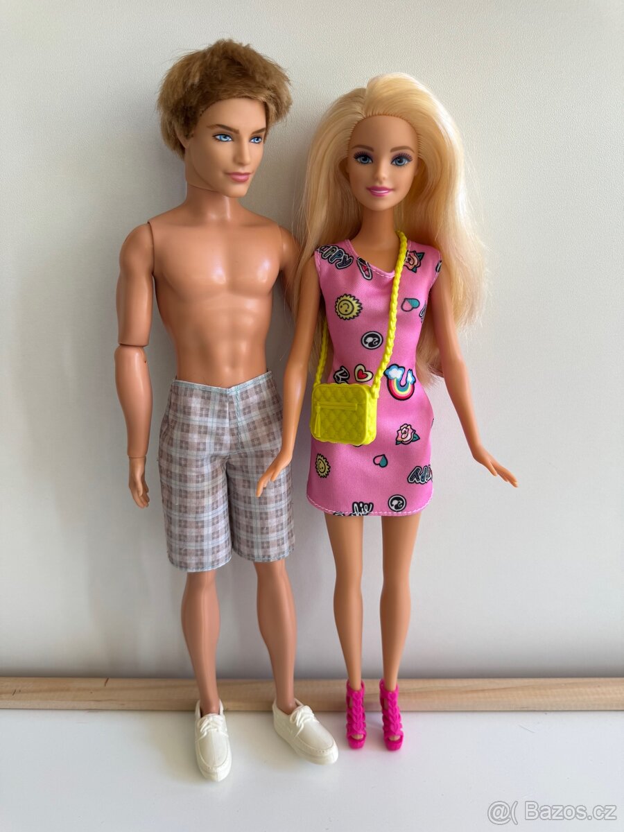 Barbie a Ken v párech (různé)