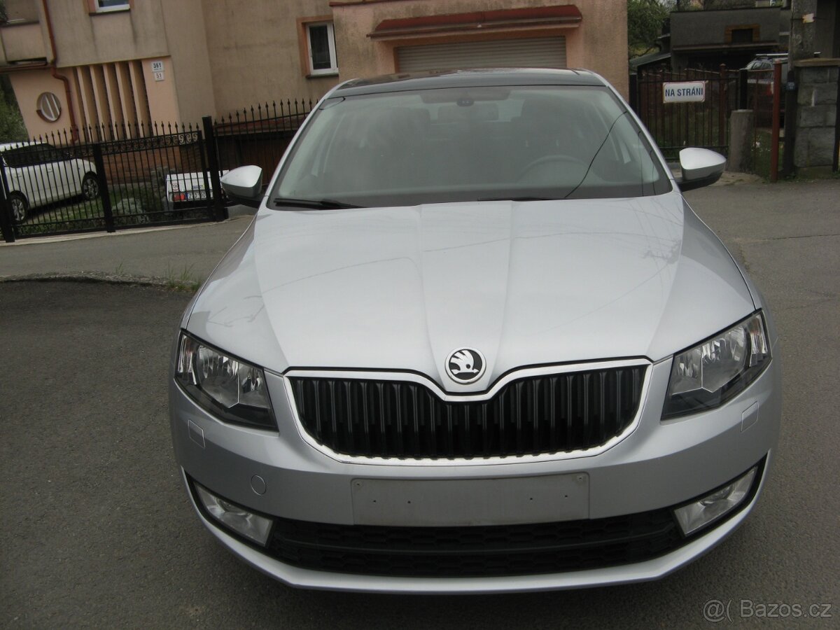Škoda Octavia III 1,2 tsi HB najeto 81tkm. 6Q 77kw