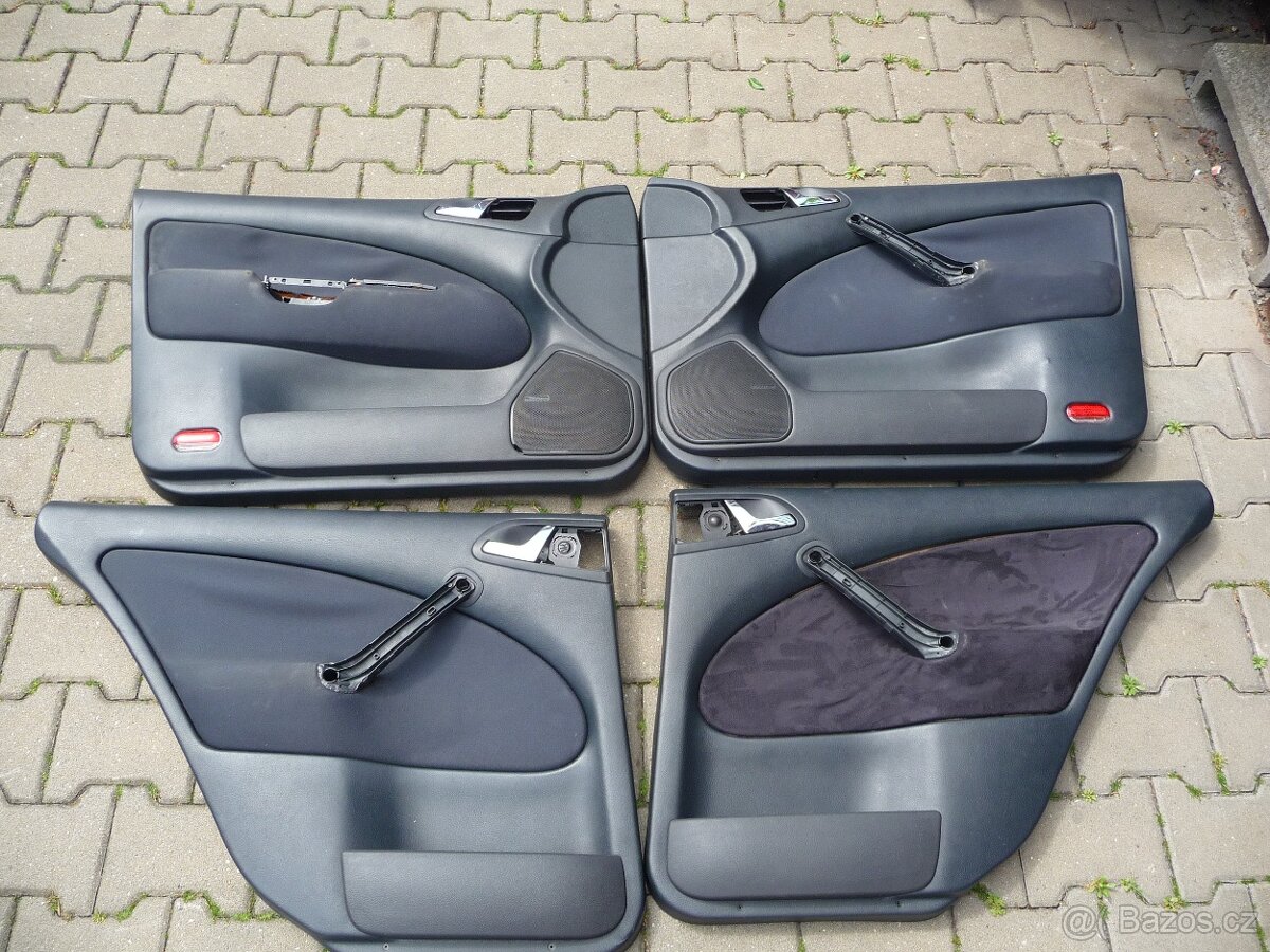 TAPECÍRUNKY ŠKODA OCTÁVIA 1 COMBI