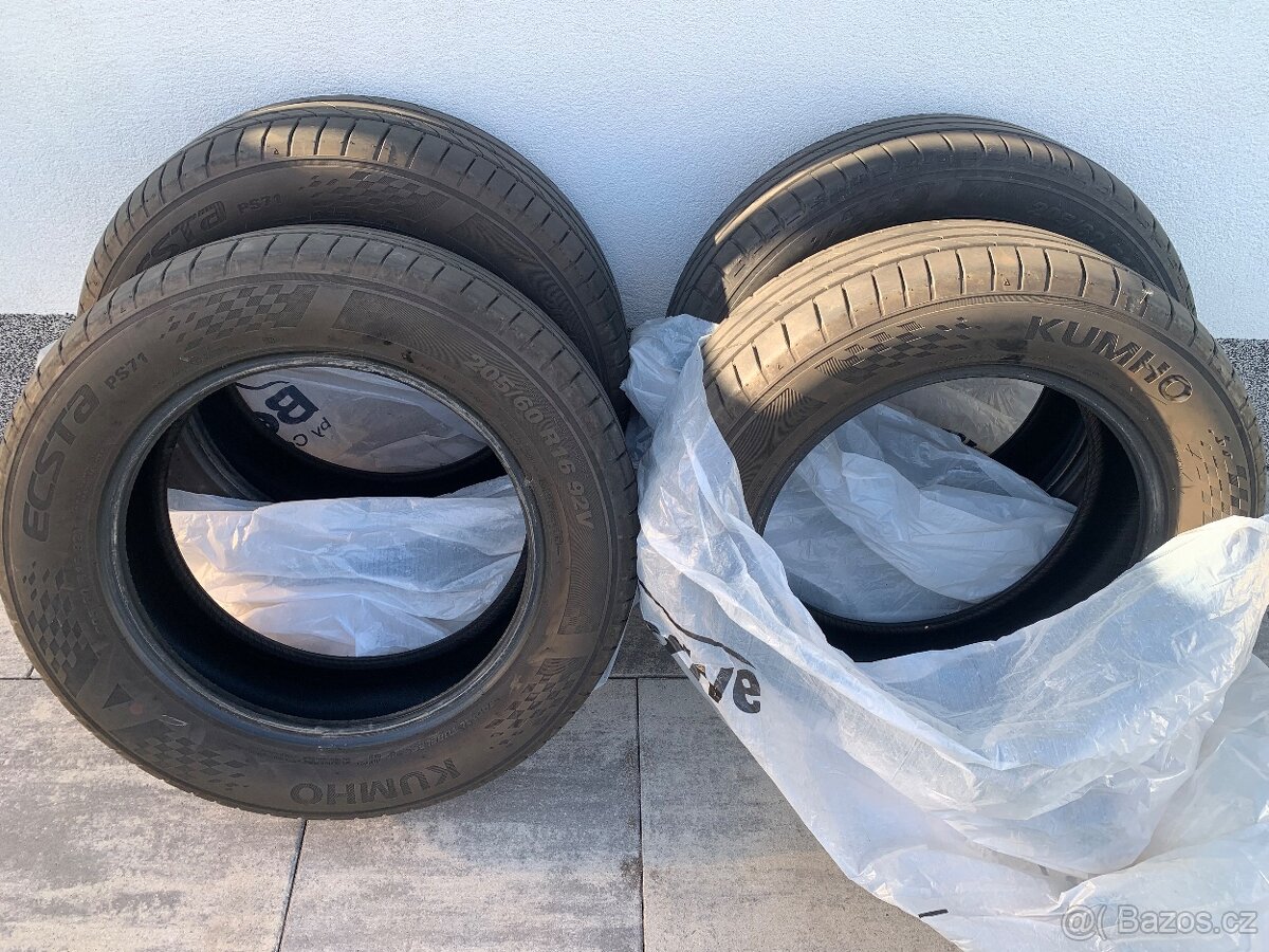 Letní pneu 205/60/R16 92V