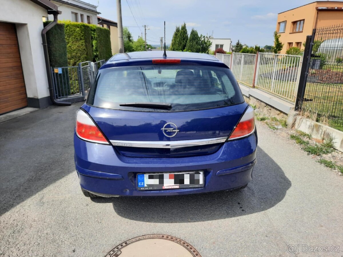 Opel Astra H 2005