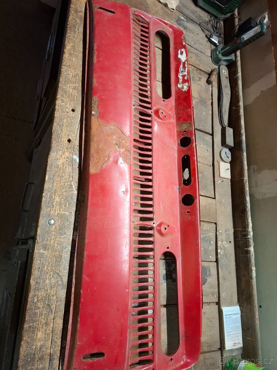 Zadní čelo Škoda 110R