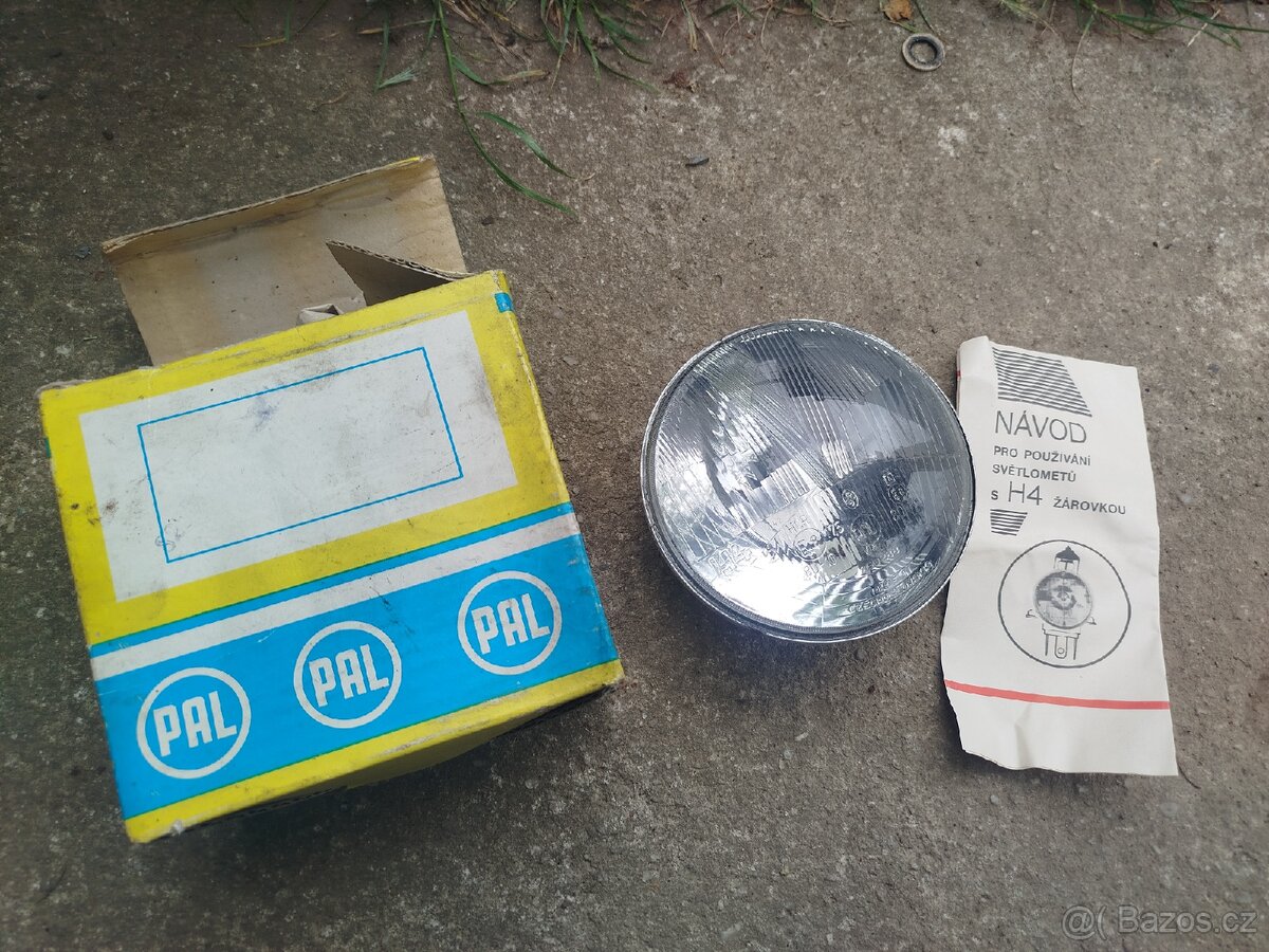 Nový světlomet škoda Tatra parabola PAL