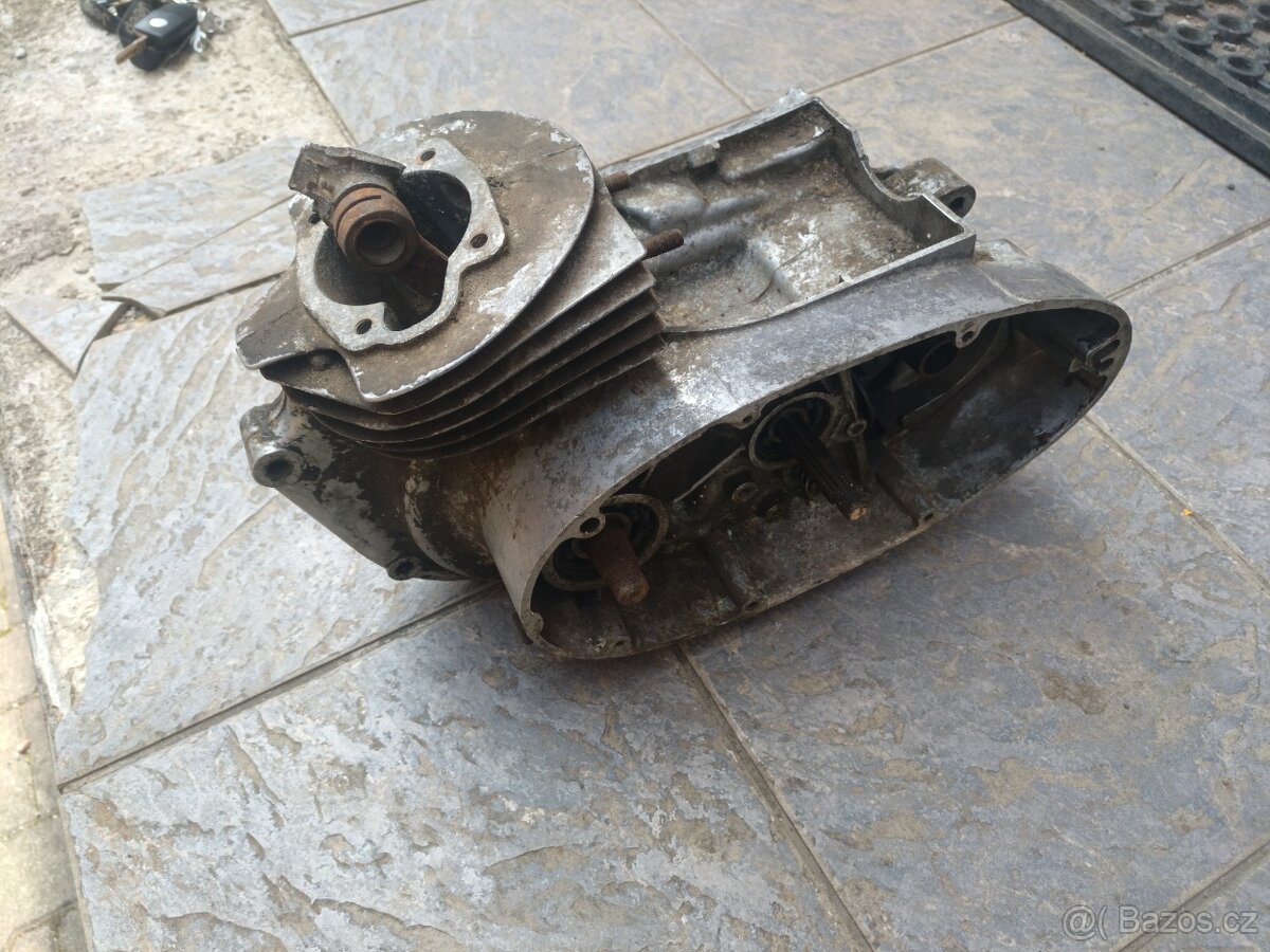 Polomotor Jawa 175 356