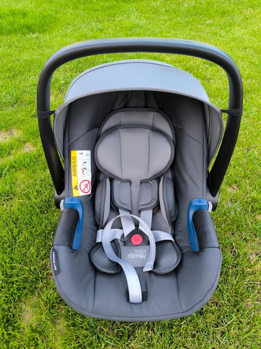 Britax Romer Baby Safe i size