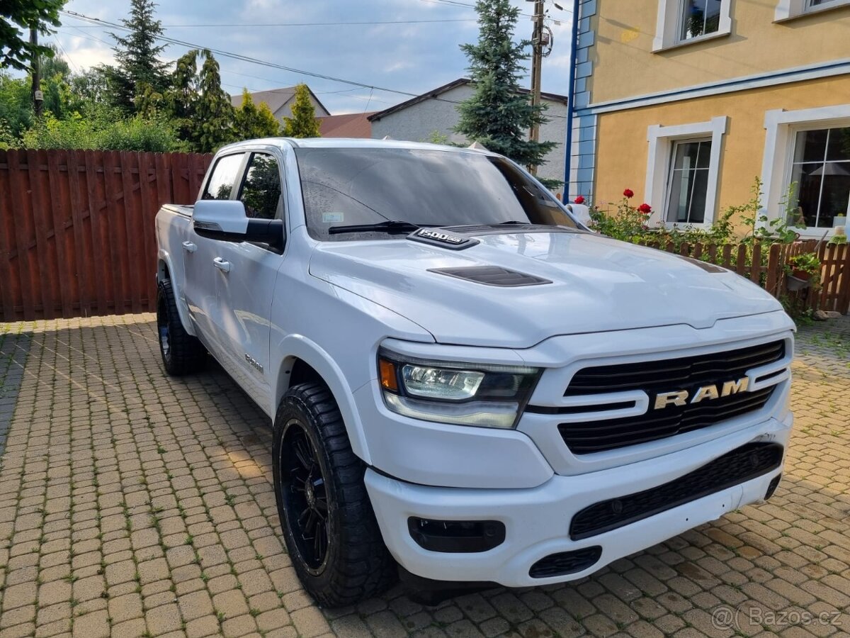 Ram 1500 Laramie 2020 5.7 Hemi 4x4