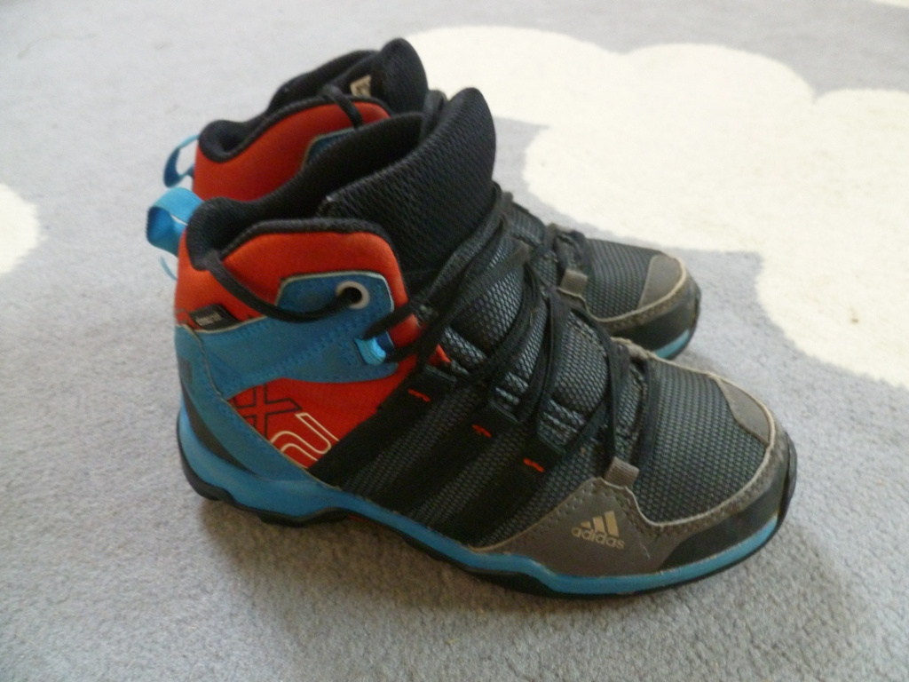 Kotníkové Adidas vel. 30