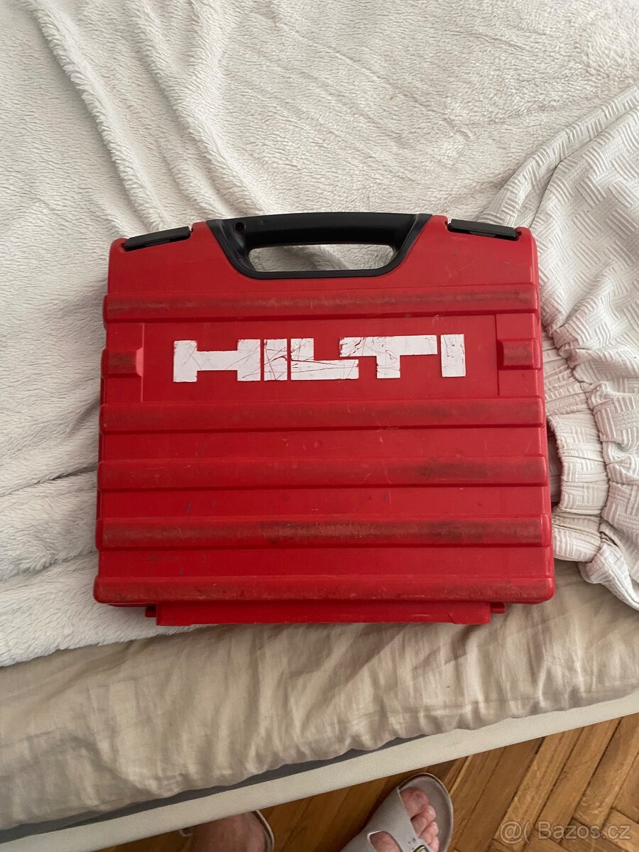Příklepová vrtačkac HILTI TE1