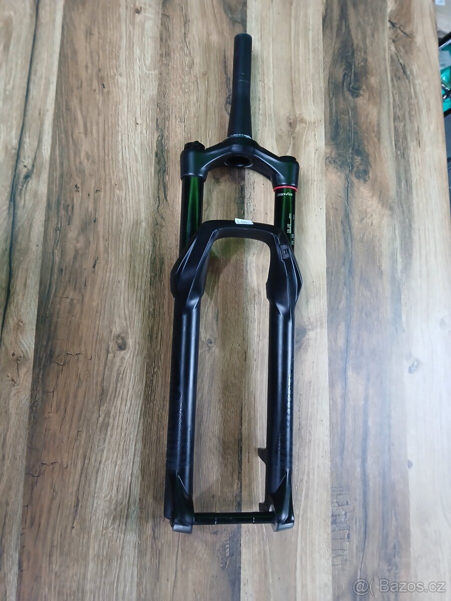 ROCKSHOX Sektor vidlice na horské kolo